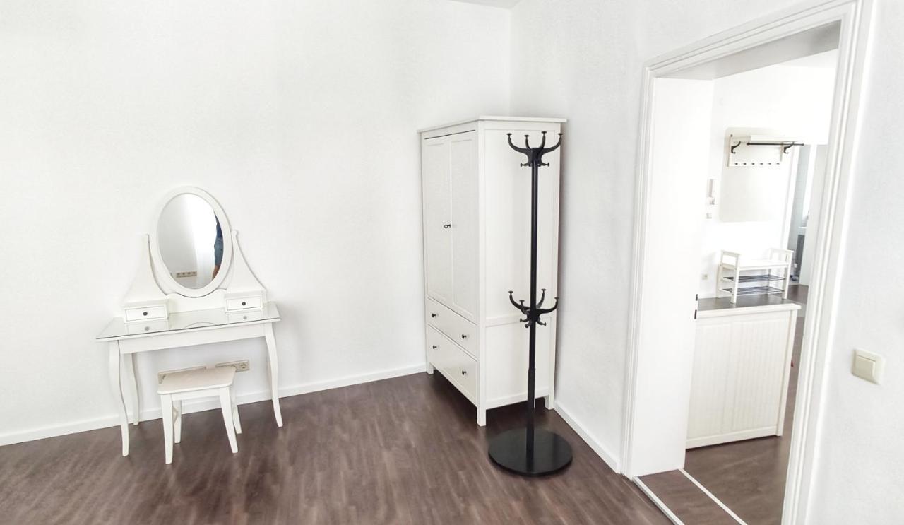 Helle Zweiraumwohnung In Wohngebiet Vienna Luaran gambar